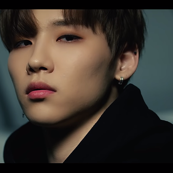 AB6IX unveils a teaser video of Jeon Woong as the group's debut approaches