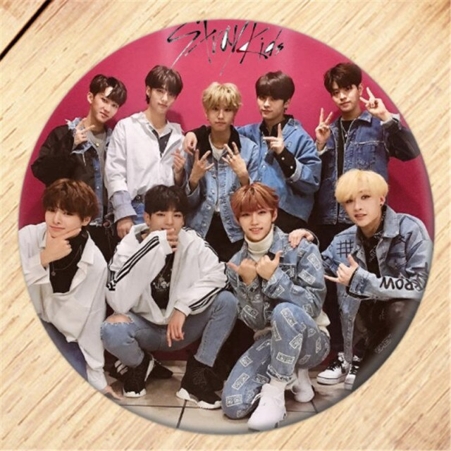 Free Shipping Kpop Stray Kids Brooch Pin Badges For Clothes Backpack Decoration Jewelry