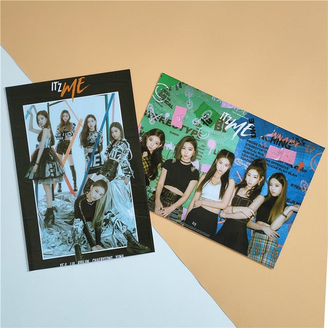 2 Pcs / Set Kpop ITZY New Album IT'z ME Poster DALLA DALLA ICY WANNABE Prints Clear Image Well Hanging Home Decoration