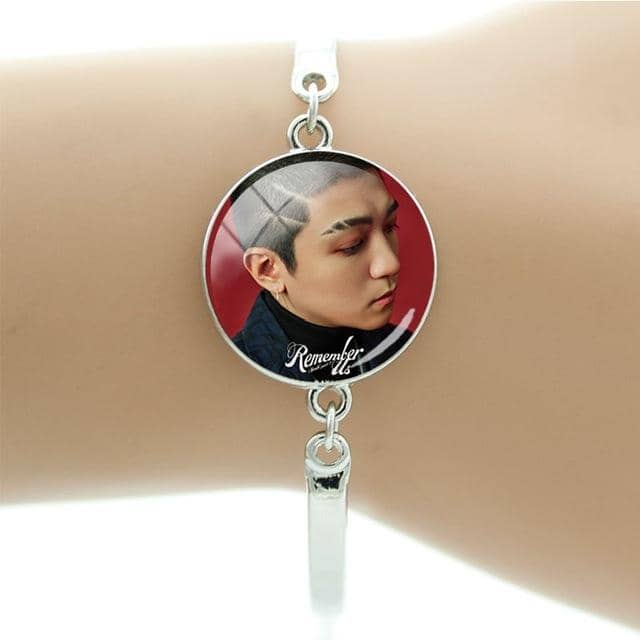 Kpop Newest 2019 Trendy Day6 Bracelet Glass Cabochon Dome Sungjin YoungK Wonpil Dowoon Photo Bracelet Chain Bangle DAY14 that you'll fall in love with. At an affordable price at KPOPSHOP, We sell a variety of 2019 Trendy Day6 Bracelet Glass Cabochon Dome Sungjin YoungK Wonpil Dowoon Photo Bracelet Chain Bangle DAY14 with Free Shipping.