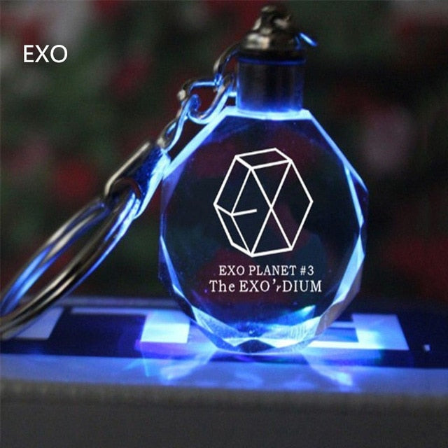 Kpop Keychain EXO GOT7 DIY LED Crystal Key Chain Bangtan Boys Wings Keyring  KPOP Accessories Fans Gift Key Chain Accessories